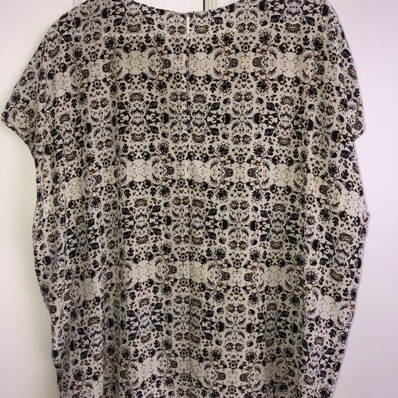 Club Monaco - Floral Silk Top - Size XS - Picture 6 of 6